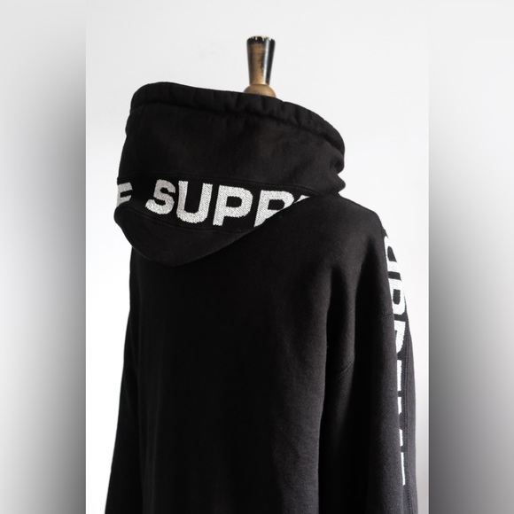 COPY - SUPREME Authentic Black Hoodie with Silver Metallic Logo Sleeves • M - Picture 5 of 10